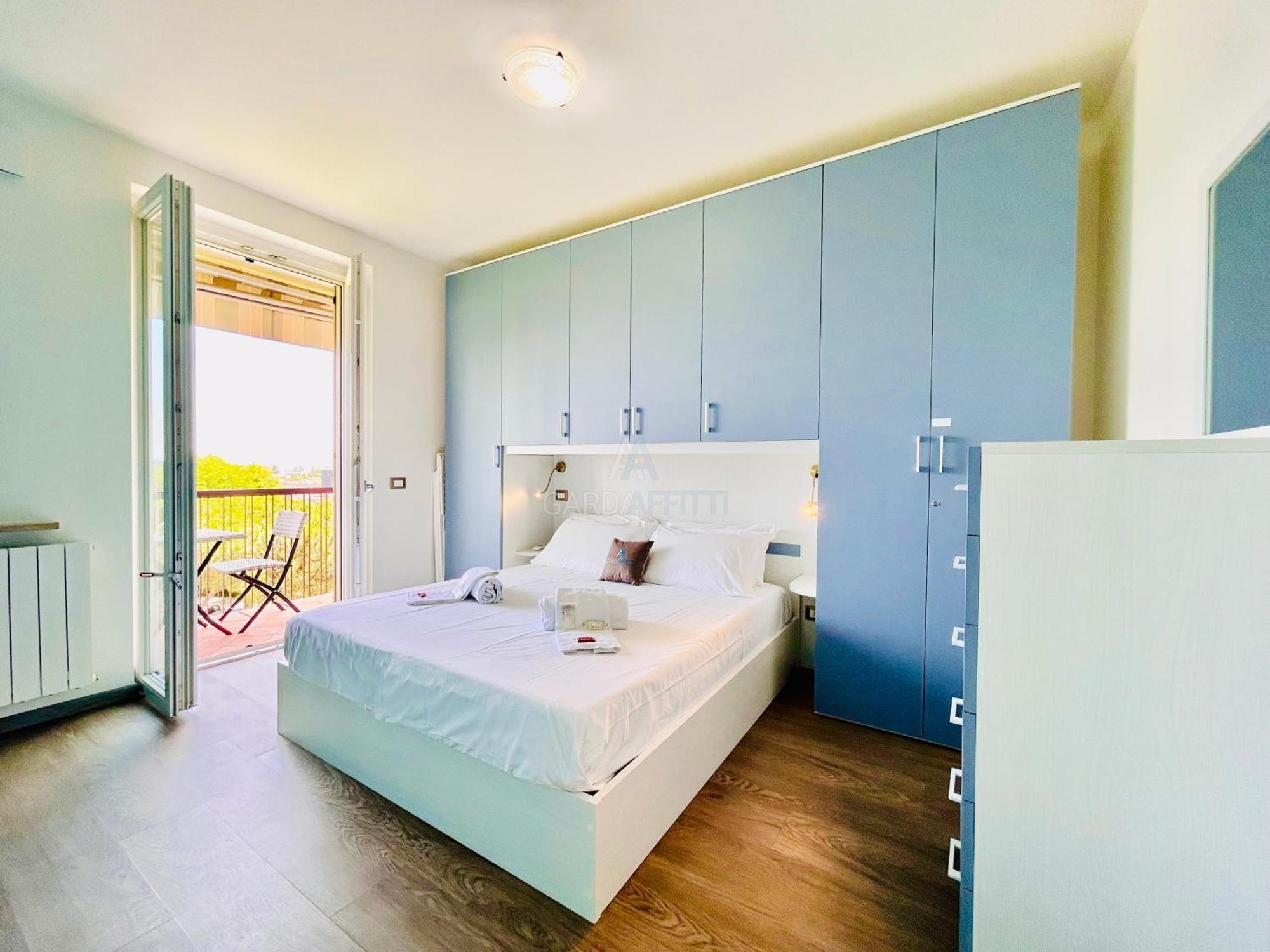 Ossidiana Apartment - Vista Lago - Centrico Сирмионе Экстерьер фото