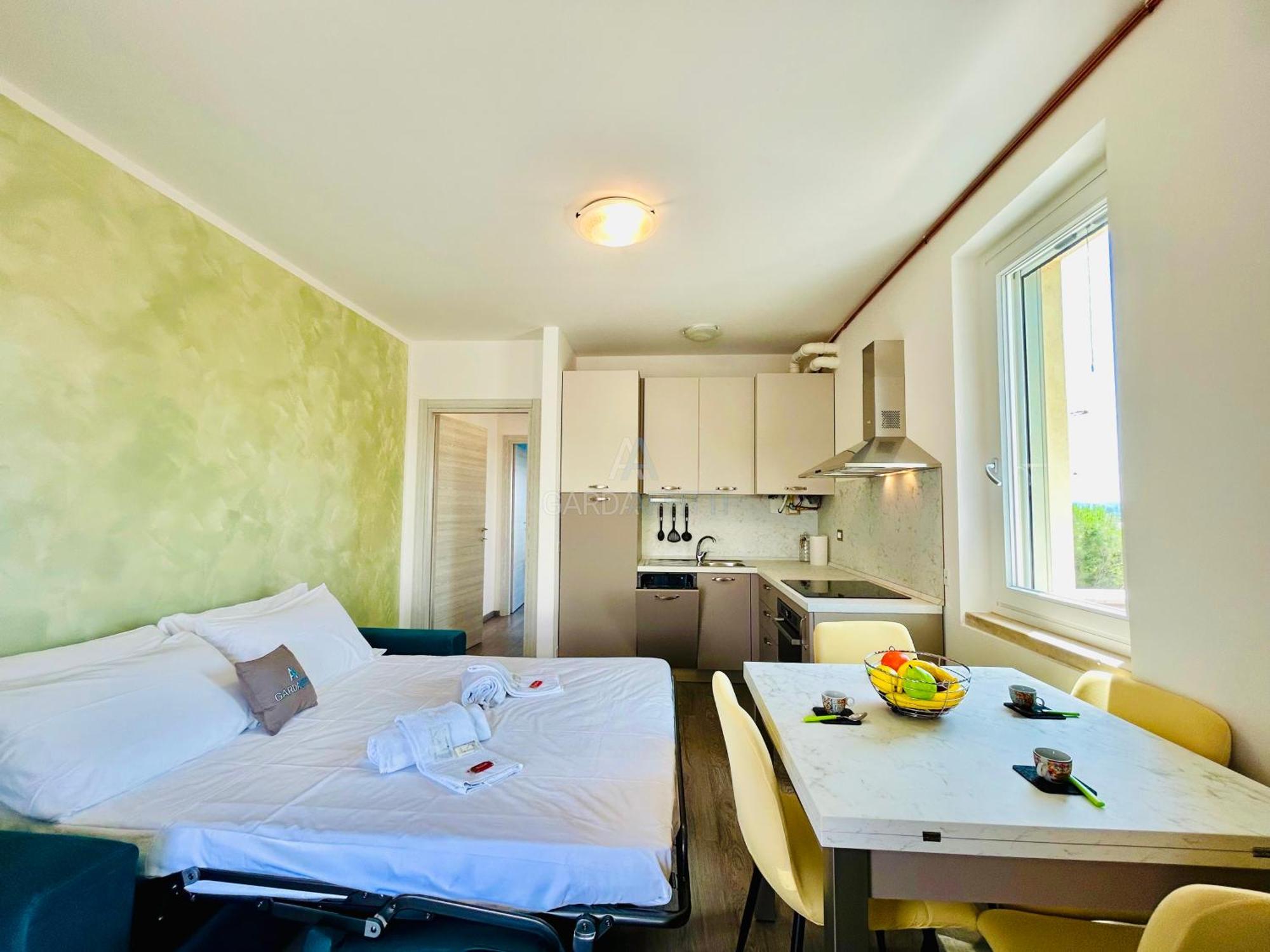 Ossidiana Apartment - Vista Lago - Centrico Сирмионе Экстерьер фото